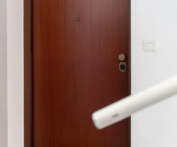 Apartment Sea With Free Parking Split