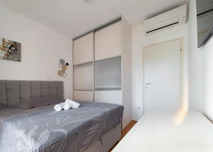 Apartment Sea With Free Parking *